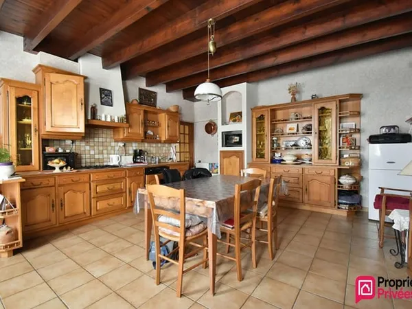 Maison Saint Pierre Des Echaubrognes 7 pièce(s) 153 m2