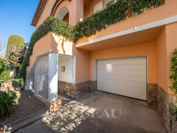 Aix en Provence - Maison de ville avec piscine