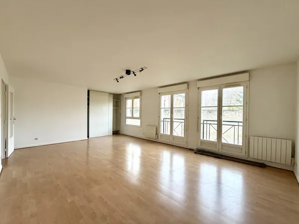 Appartement T4 à Senlis 