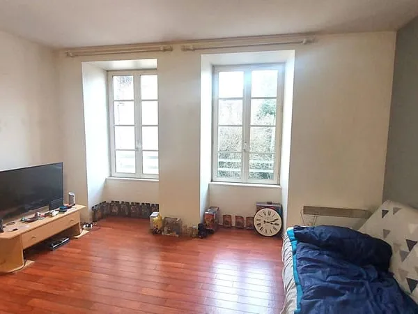Appartement Saintes 1 pièce(s) 28 m2