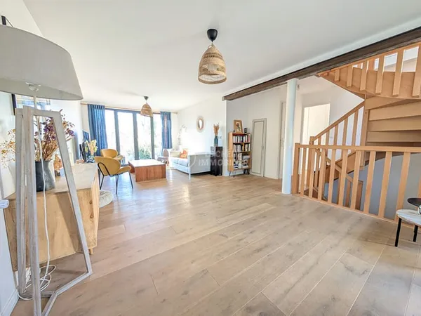 Maison Le Chesnay Rocquencourt 8 pièce(s) 146 m2 