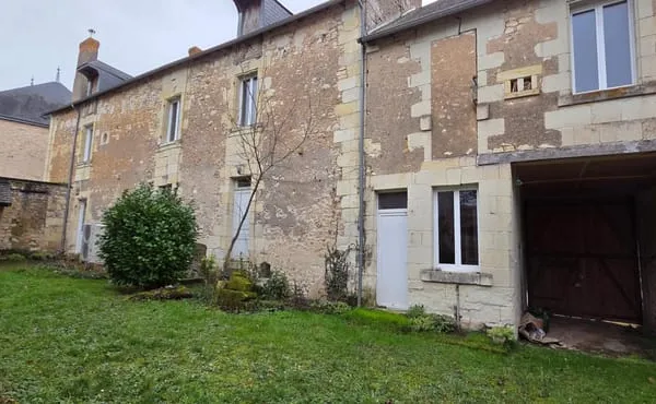 Belle maison de bourg ancienne gros potentiel 