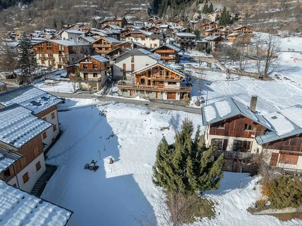 Maison mitoyenne avec terrain - Pour créer un projet familial
