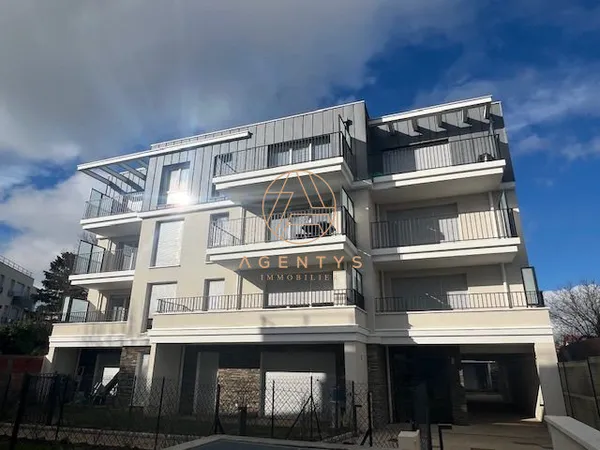 3 PIECES AMENAGE - BALCON - PARKING S/SOL DOUBLE