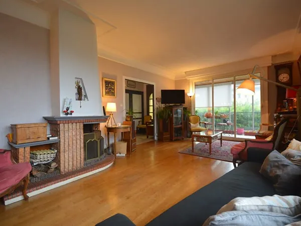 Maison 10 pièces 204 m2 