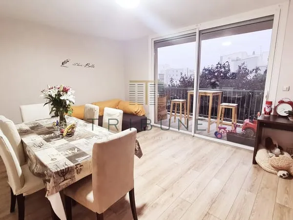 Grand appartement de type 4 