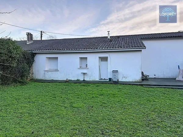 Maison 161 m² ? Deux logements ? Garage ? Terrain clos 