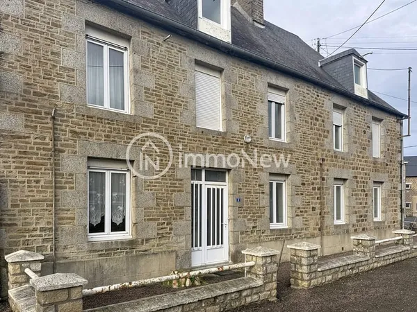 MAISON DE VILLE - PONTAUBAULT 