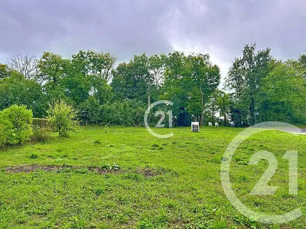 Terrain 800 m² 