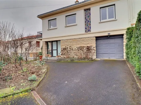 Maison familiale avec jardin quartier des Neuf Soleils