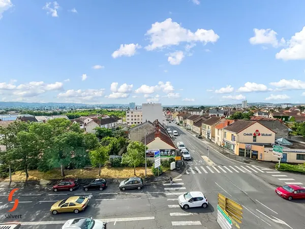 Montluçon, A vendre Appartement entièrement meublé. 