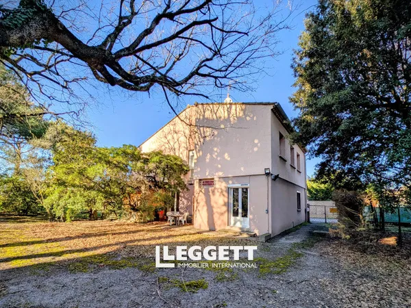 Maison 9 pièce(s), VALRÉAS 