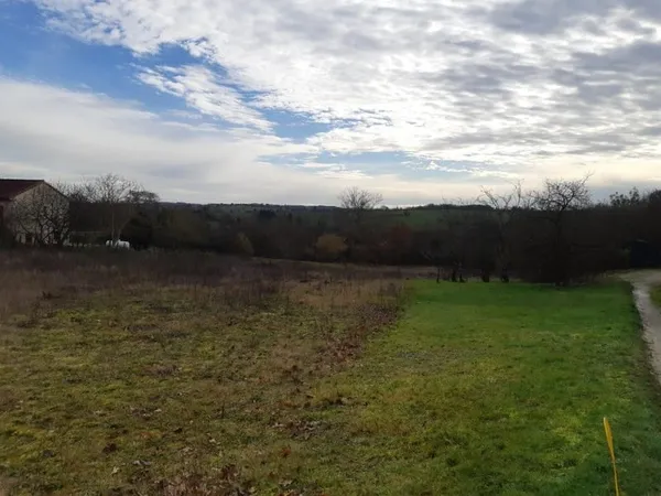 Terrain 1611 m² 