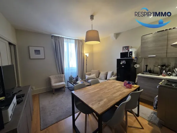 Appartement meublé F2 / Contrexéville