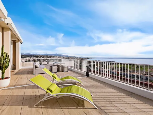 EXCLUSIVITE / PENTHOUSE Rooftop / 5 Pièces avec Solarium - Domaine du Loup - Cagnes sur mer