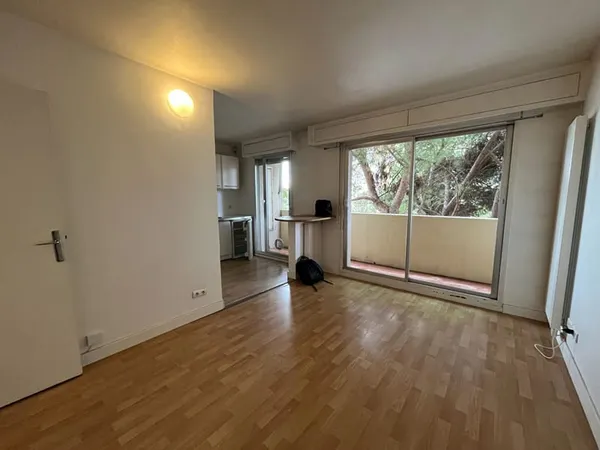 Studio -22m² - Boutonnet 