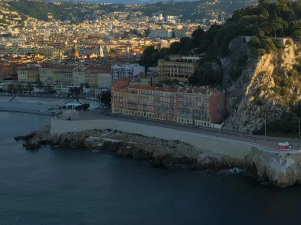 "Studio Neuf Climatisé - Sud-Est, Balcon, Centre de Nice"