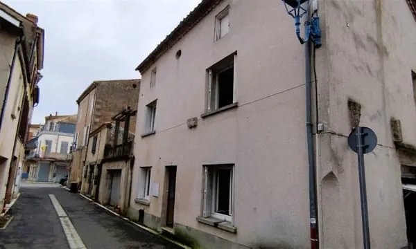MAISON DE CENTRE-VILLE IDÉALE INVESTISSEUR