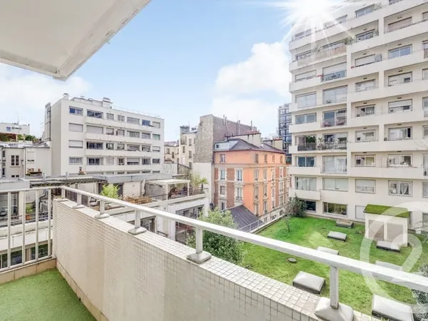 Studio 1 pièce 30 m²