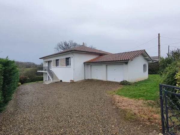 À Saint-Loubouer, villa de 157 m2 à vendre 181500 EUR 
