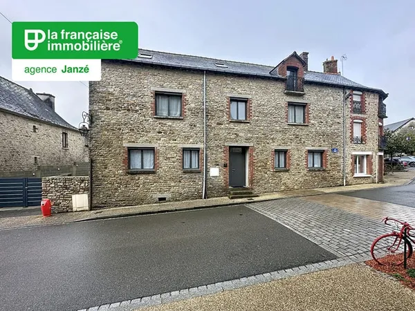 Maison de bourg à THOURIE - 5 chambres 