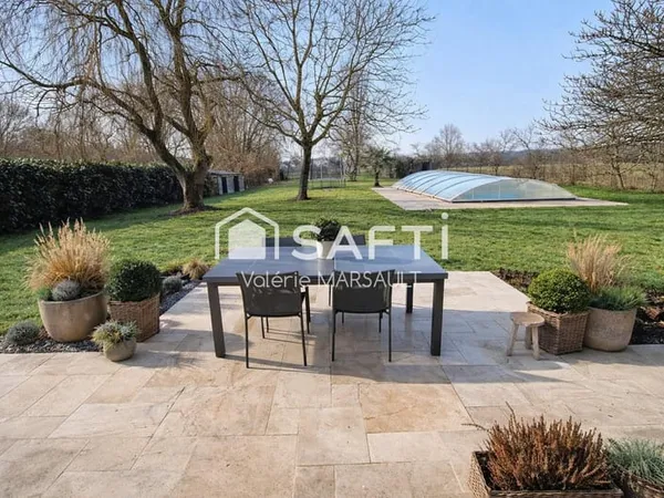 Maison 182 m2 habitables 5 chambres + jardin 2.000 m2 