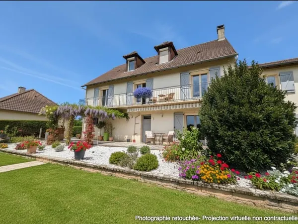 Vaste Maison familiale à Larche