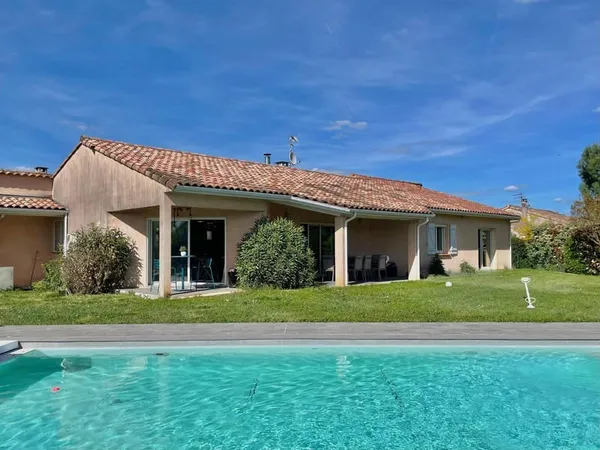 Maison 7 pièces 207 m² 