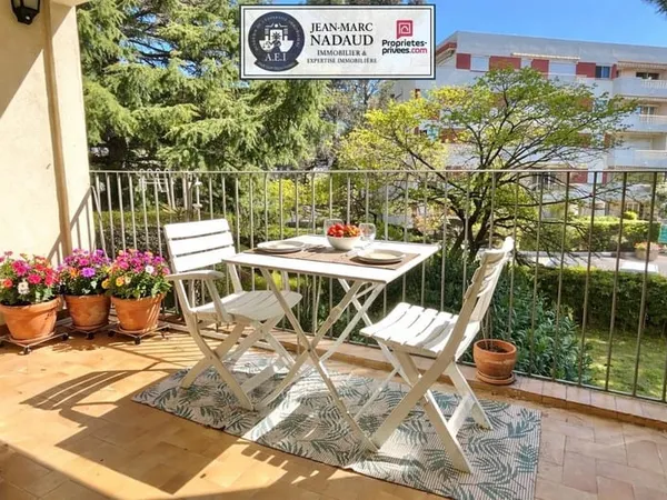 Fréjus - T3 complet : terrasse, loggia, garage, grande cave, 3 parkings privés
