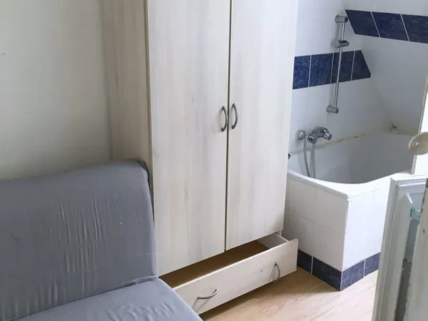 Appartement 1 pièce 7 m² 