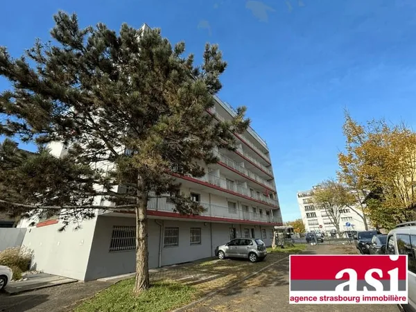 1 PIECE AVEC TERRASSE 