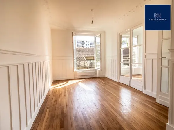 3 pièces de 52m2 en parfait état situé à 500m de la place Ma 