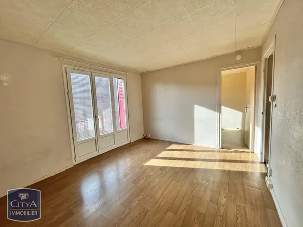 Appartement 4 pièces 64 m² 