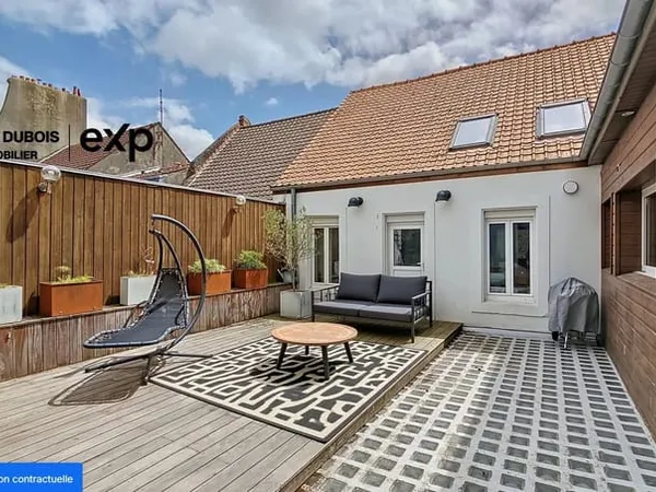 Duplex haut de gamme 225 m² — dernier étage — terrasse cal