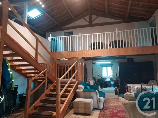 Maison 7 pièces 202 m² 