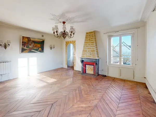 Appartement CHILLY-MAZARIN 3 pièces atypique 52.75 m²