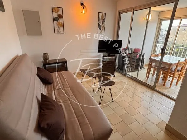Studio cabine avec loggia et piscine Valras-Plage 