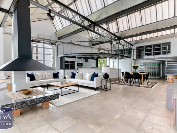 Appartement 5 pièces 219 m² 