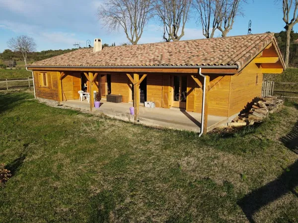 Chalet en bois de plain-pied 