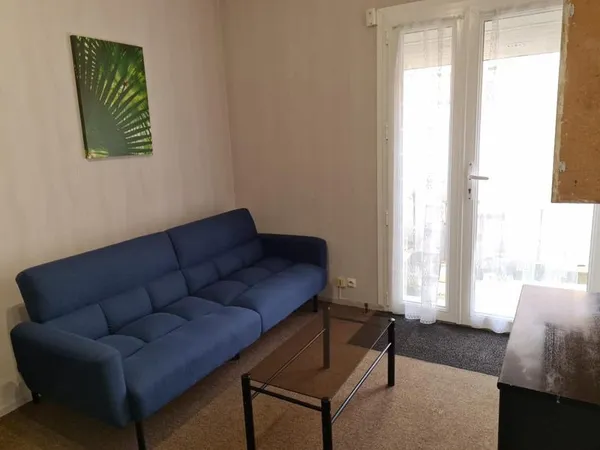 T2 MEUBLE TRES COMPLET QUARTIER FOCH 