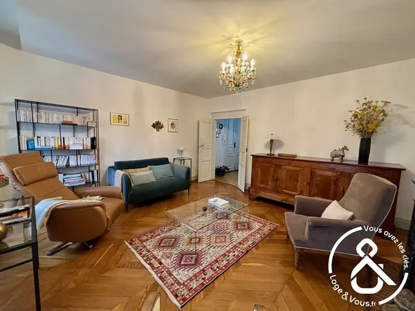 Appartement T3 avec parking 