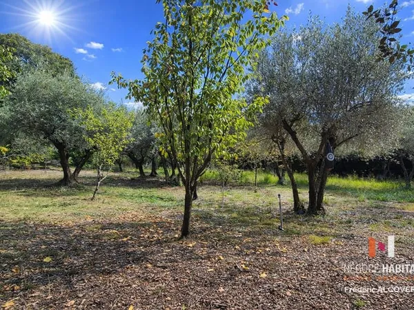SOMMIERES TERRAIN A BATIR DE 1742M2 