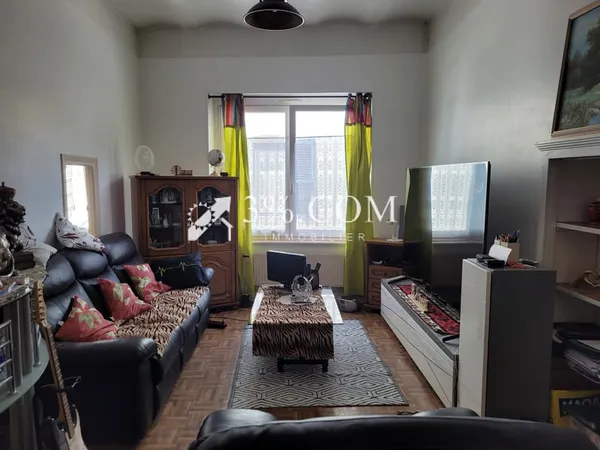 Appartement F1 bis de 52M2 TOUL centre 