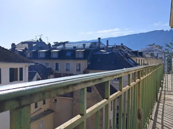 AIX-LES-BAINS - Hypercentre Appartement T4 de 106m2 