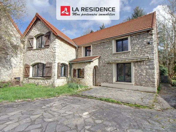 Maison de 8 pièces