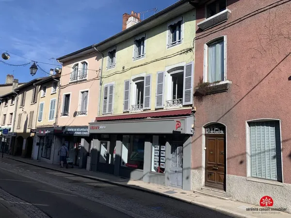 Appartement à louer Montluel 