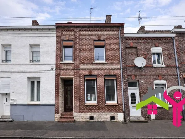Maison de ville 4 chambres avec jardin + garage 