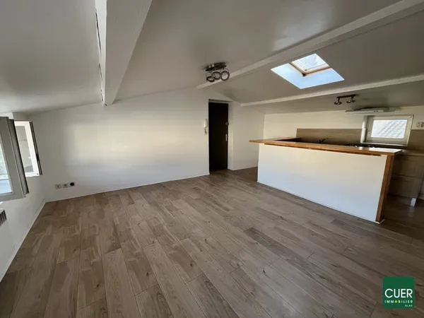 VALENCE - APPARTEMENT T2 