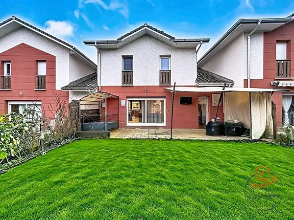 Maison Ornex 6 pièce(s) 195 m2