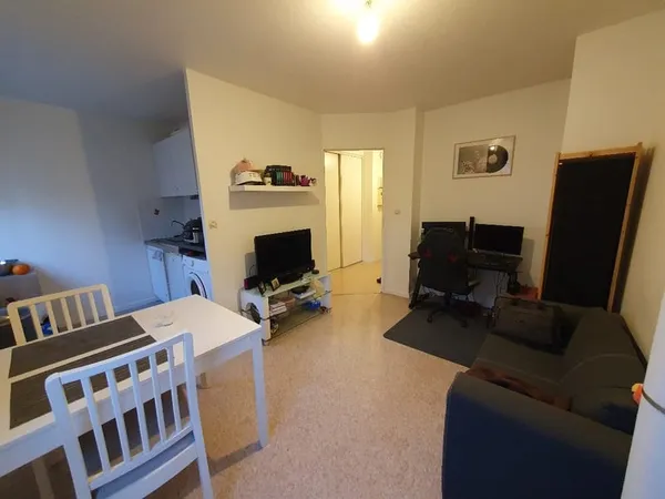 Appartement Besancon T1Bis proche gare / rue de Belfort 